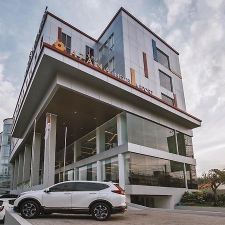 The Azana Hotel Airport Semarang Buitenkant foto